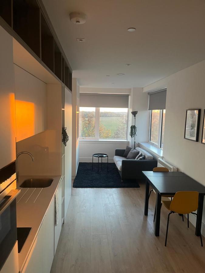 Aeropartment & Aerotel, London Heathrow Airport, Terminal 4, Ev Stations & Cheap Parking On Site! Hillingdon Extérieur photo