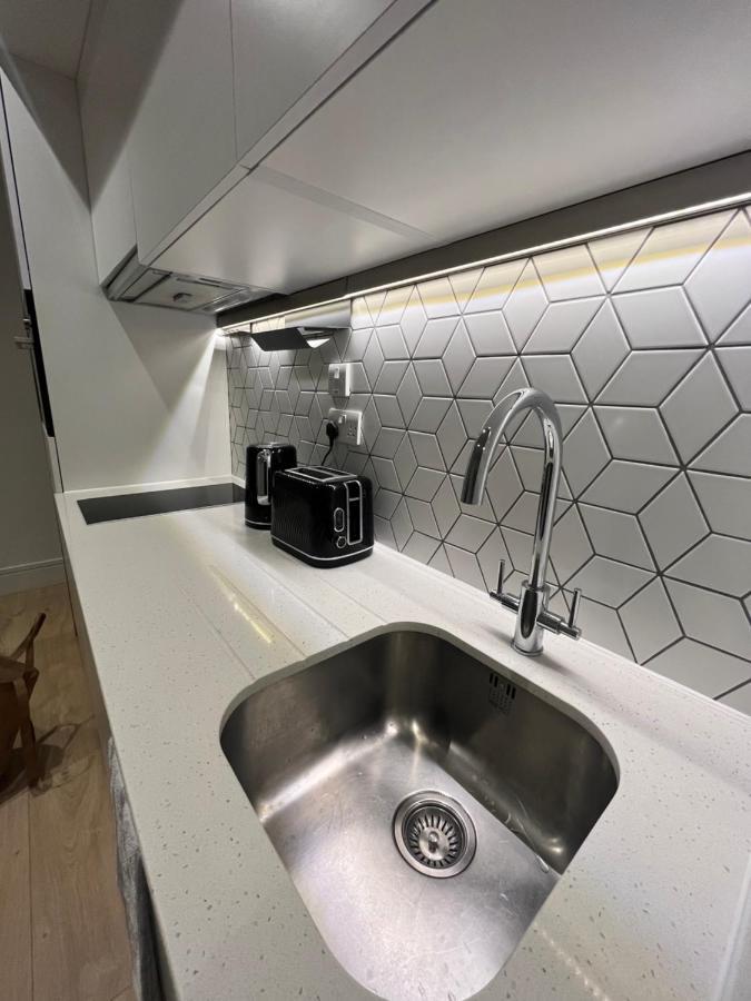 Aeropartment & Aerotel, London Heathrow Airport, Terminal 4, Ev Stations & Cheap Parking On Site! Hillingdon Extérieur photo