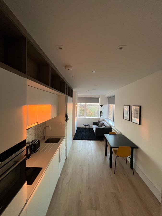 Aeropartment & Aerotel, London Heathrow Airport, Terminal 4, Ev Stations & Cheap Parking On Site! Hillingdon Extérieur photo