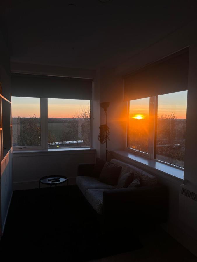 Aeropartment & Aerotel, London Heathrow Airport, Terminal 4, Ev Stations & Cheap Parking On Site! Hillingdon Extérieur photo