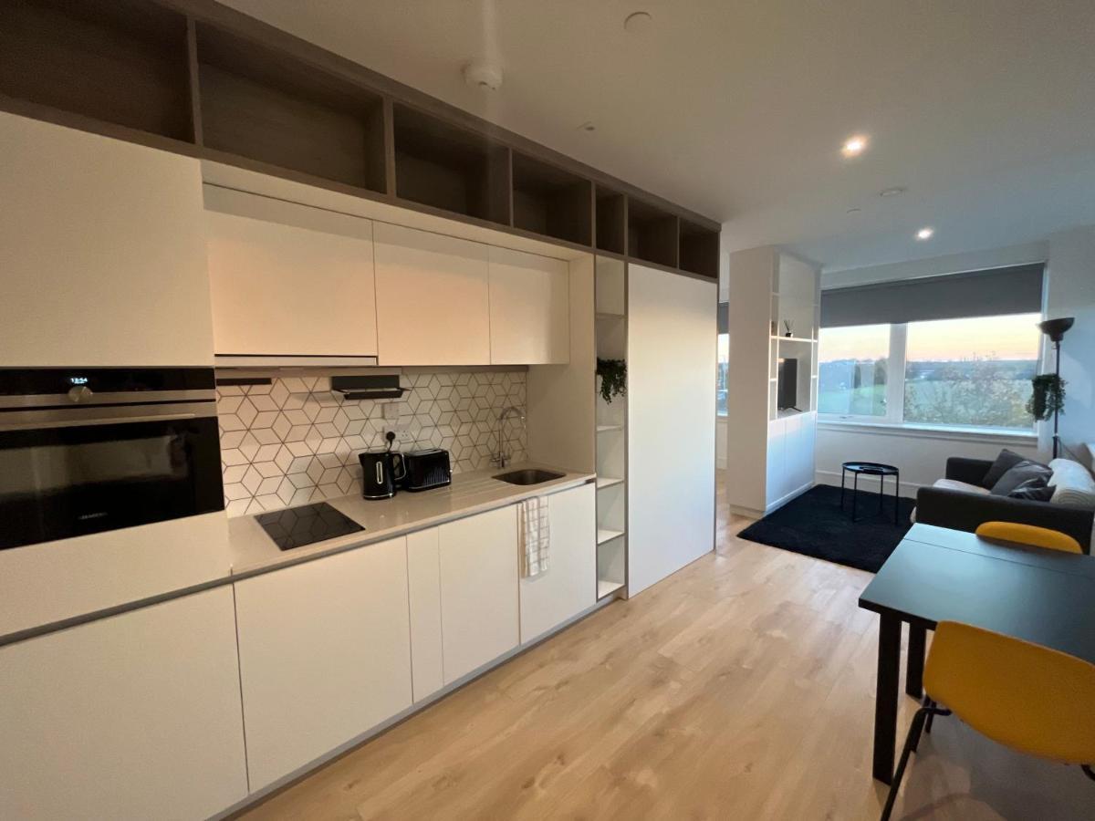 Aeropartment & Aerotel, London Heathrow Airport, Terminal 4, Ev Stations & Cheap Parking On Site! Hillingdon Extérieur photo