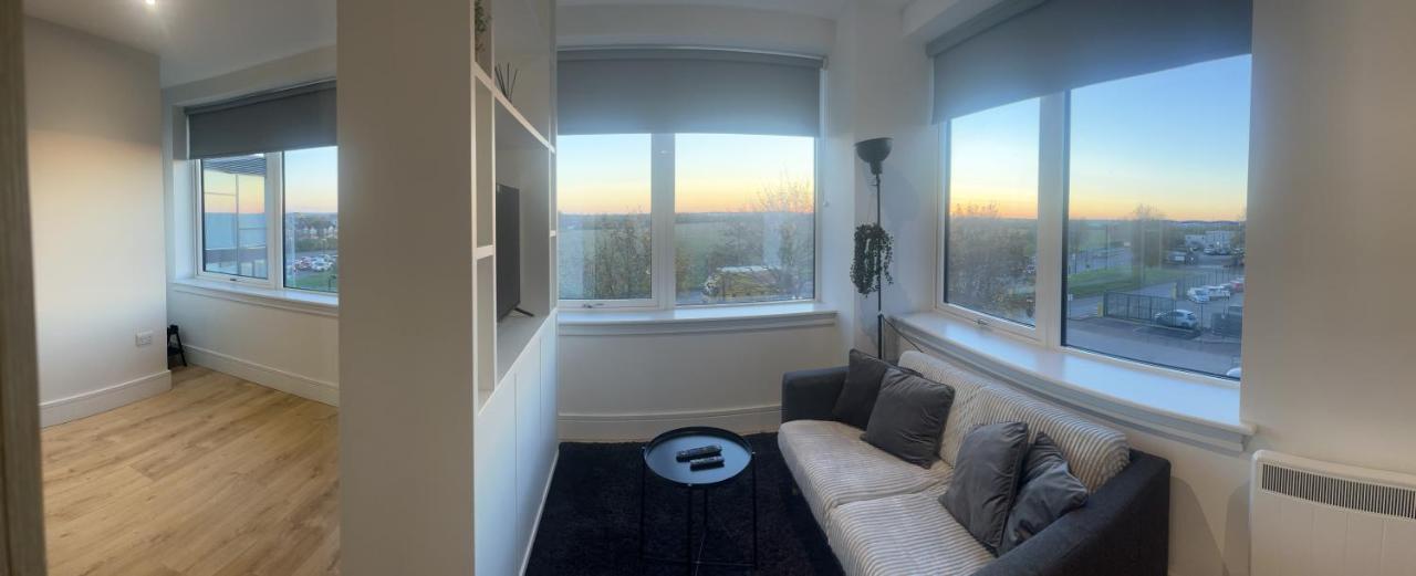 Aeropartment & Aerotel, London Heathrow Airport, Terminal 4, Ev Stations & Cheap Parking On Site! Hillingdon Extérieur photo
