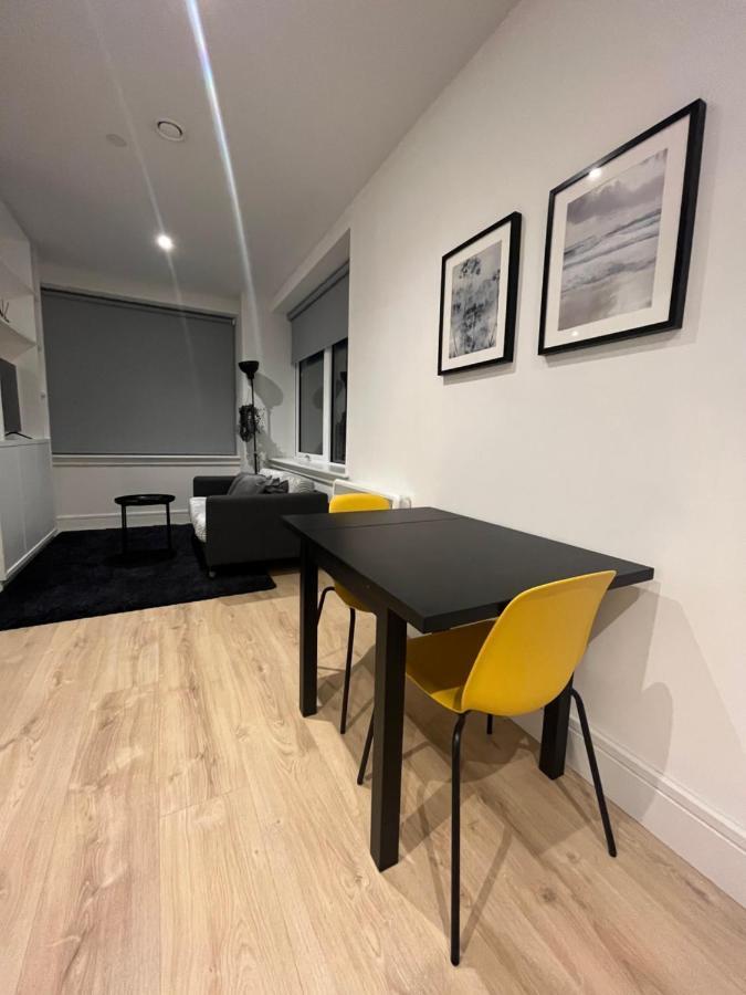 Aeropartment & Aerotel, London Heathrow Airport, Terminal 4, Ev Stations & Cheap Parking On Site! Hillingdon Extérieur photo