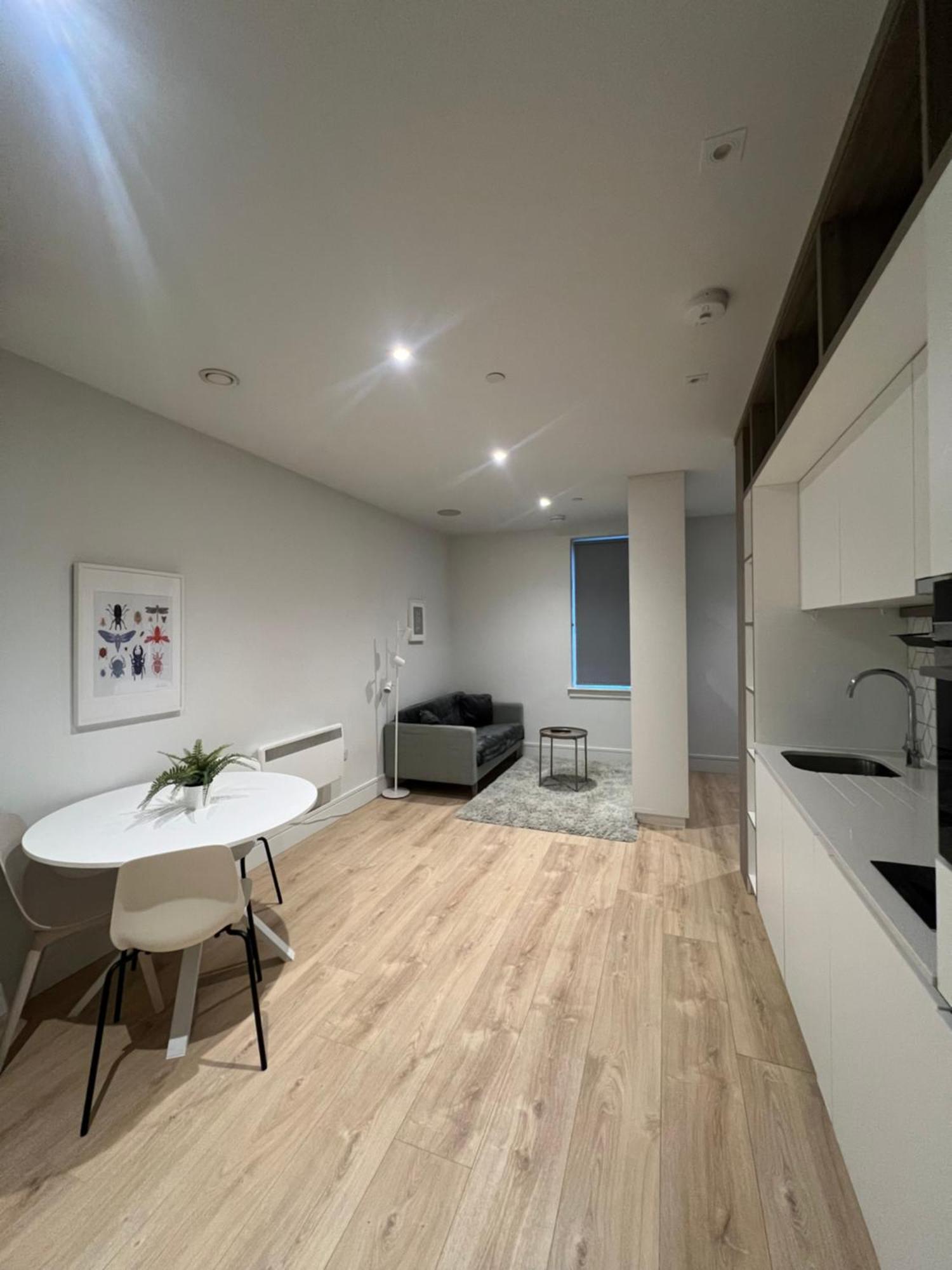 Aeropartment & Aerotel, London Heathrow Airport, Terminal 4, Ev Stations & Cheap Parking On Site! Hillingdon Extérieur photo